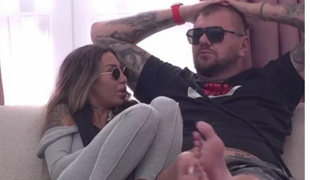 Aneli Ahmić je navodno trudna sa Janjušem