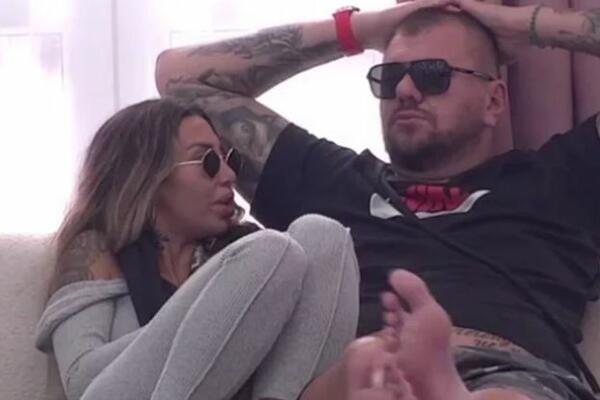 ANELI PRIZNALA JANJUŠU SVOJA OSEĆANJA, ON JE OHLADIO KOMENTAROM: Da li je moguće da joj je OVO REKAO?