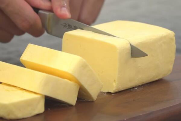 AKO VAM JE PUTER UŽEGAO, NE OČAJAVAJTE: Uz ovu CAKU vratite mu svežinu i sačuvajte od loših mirisa