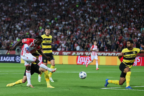 ZVEZDIN ŠERIF "PROBUŠIO" ŠVAJCARCE: Crveno beli sjajnu igru krunisali golom! (VIDEO)