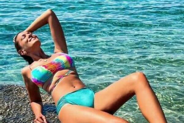 NINA RADULOVIĆ JE UZ POMOĆ OVOG PIĆA "SPALILA" SVE KILOGRAME: Otkrila šta joj služi kao ČISTAČ ORGANIZMA i šokirala