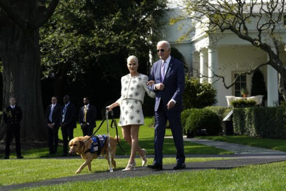 ŠTA ĆE BITI SA BAJDENOVIM PSOM? Nemački ovčar više puta ujeo pripadnika tajne službe, odlazi iz BELE KUĆE?