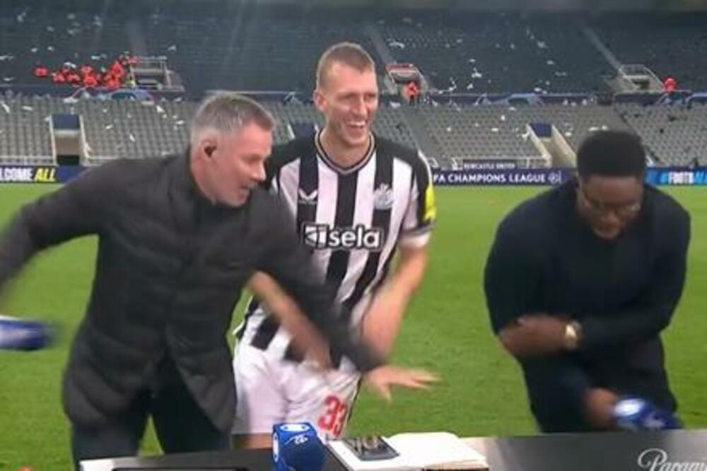 ZVEZDA IH JE NAMUČILA, A SA JUNAKOM CRNO-BELIH SU SE ODMAH SKAPIRALI: Legende slavile u ritmu TikTok plesa (VIDEO)