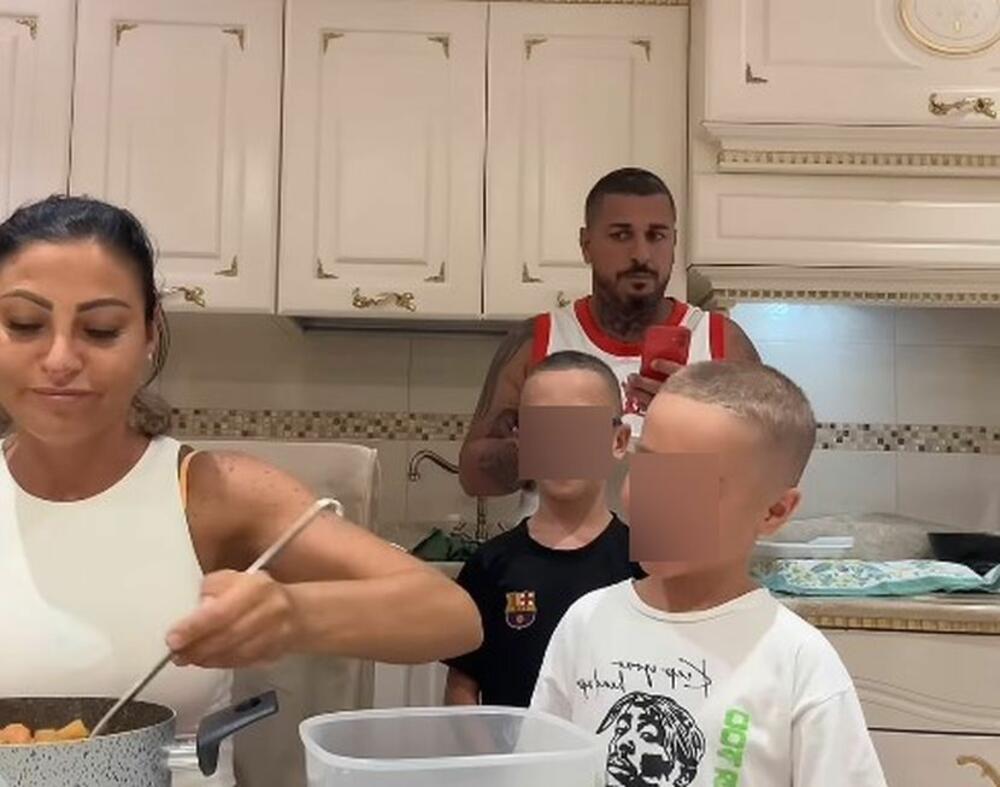 Iza sebe ostavio suprugu i troje dece.