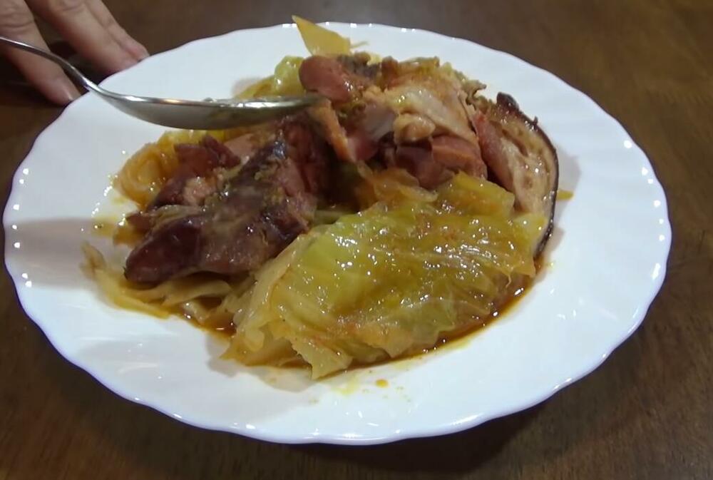 Kiseli kupus sa suvinom