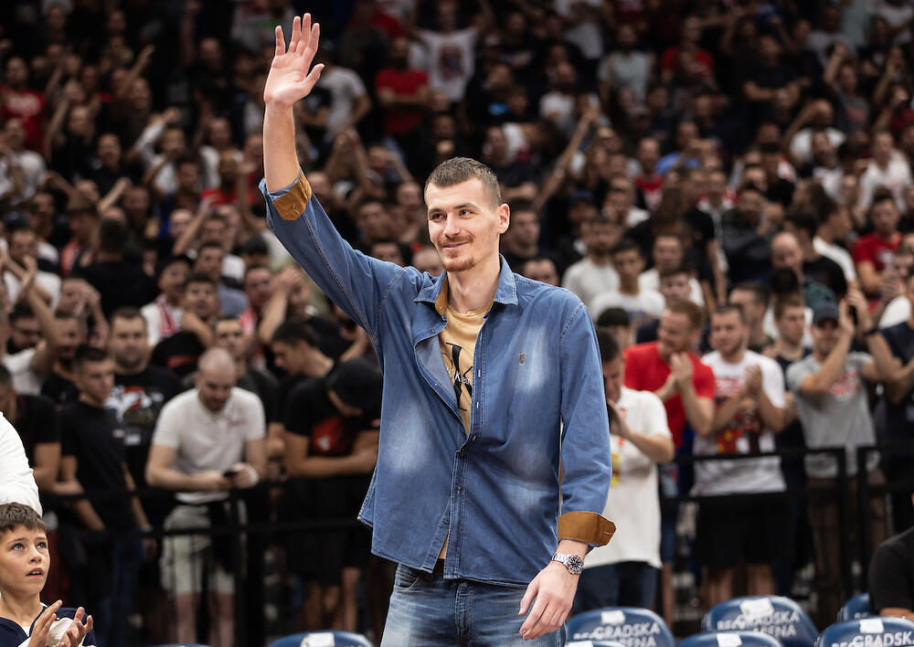 Boriša Simanić na utakmici Crvene zvezde i Asvela