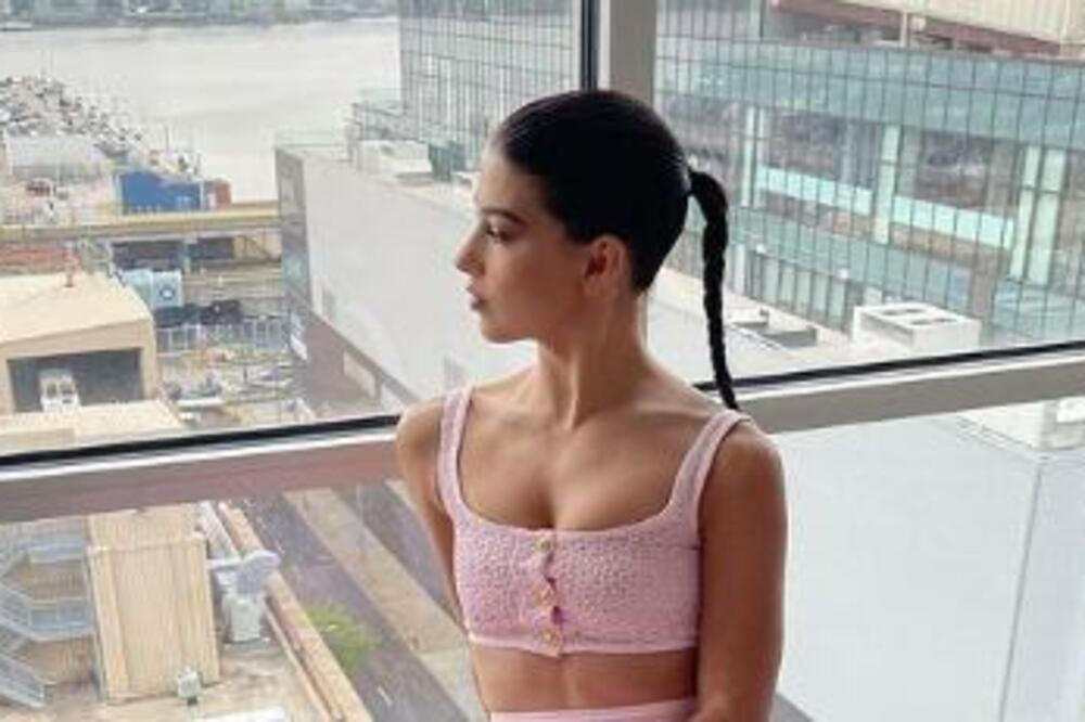 ĆERKA VELIKOG MOĆNIKA I BOGATAŠA POSTALA PRAVA LEPOTICA: Ostaćete nemi kad je vidite, KAO AFRODITA