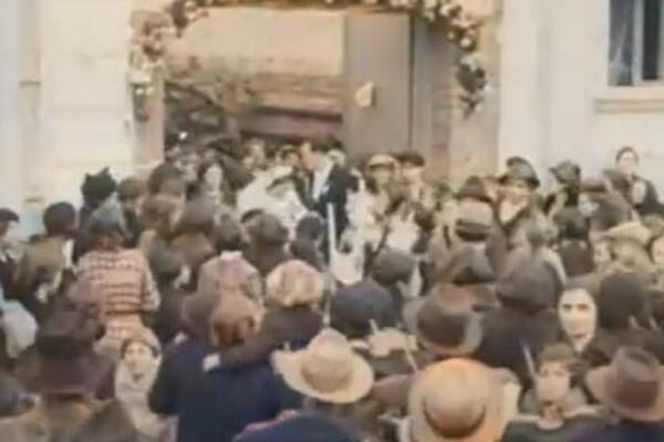 OVAKO JE IZGLEDALA SVADBA U PIROTU 1937.: Ljudi ima kao MRAVI, a svi bruje o tome KAKO SU SE VESELILI (VIDEO)