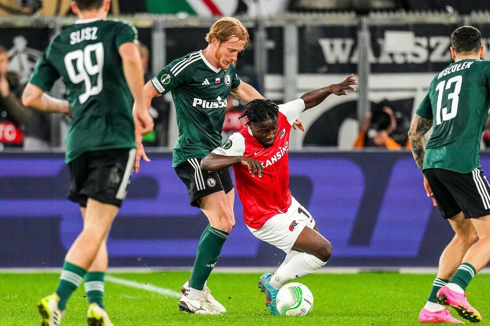 Radovan Pankov na utakmici AZ-a i Legije