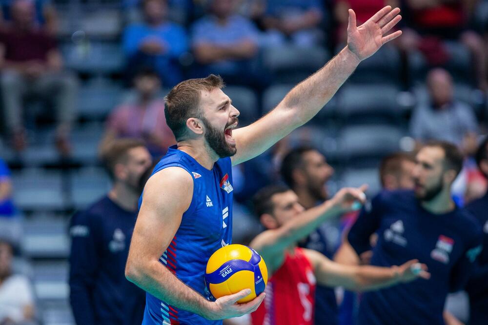 "NE MOGU DA VERUJEM, KATASTROFA - DA NAS "OPEGLA" JAPAN": Kapiten Srbije POBESNEO posle debakla!