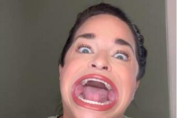ONO ŠTO OVA ŽENA MOŽE DA STAVI U USTA NE MOŽE SVAKO: Ranije se stidela, a sada je to DEBELO NAPLATILA (VIDEO)
