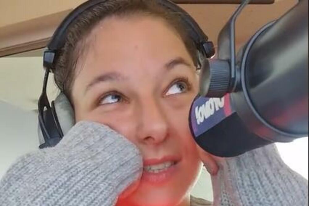 ŽENA SE UKLJUČILA U UŽIVO PROGRAM I MUŽU PORUČILA SAMO JEDNO: Voditelji ostali šokirani pa ODMAH POZVALI čoveka