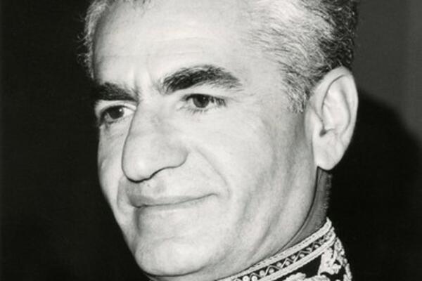 IRANSKI ŠAH JE MENJAO ŽENE KAO ČARAPE: Tajne njegove POSTELJE će vas ŠOKIRATI, bio je jedan od NAJPROMISKUITETNIJIH