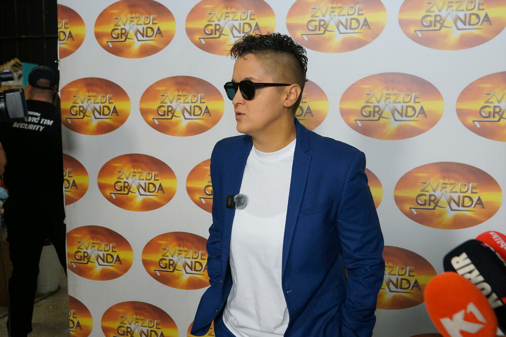 KAKAV PRIZOR, VREDAN DIVLJENJA: Marija Šerifović IZVELA SINA U ŠETNJU, OVO SMO SVI ČEKALI DA VIDIMO (FOTO)