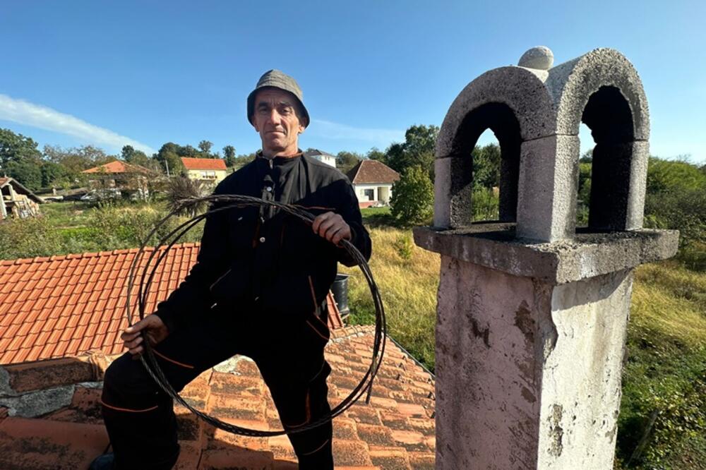 IMA POSLA KO HOĆE DA RADI: Dobrivoja SVI TRAŽE, telefon mu se usijao (FOTO)