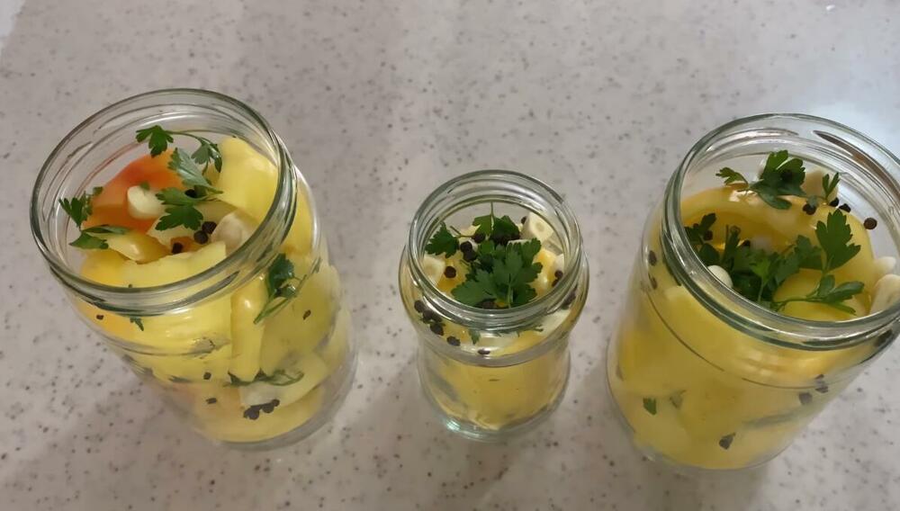 Paprika somborka u tegli