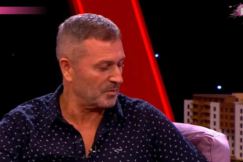 "UHVATILA ZA GUŠU I REKLA DA ĆE SVE POBITI": Pevačice se POTUKLE u emisiji, a ON NASTRADAO!