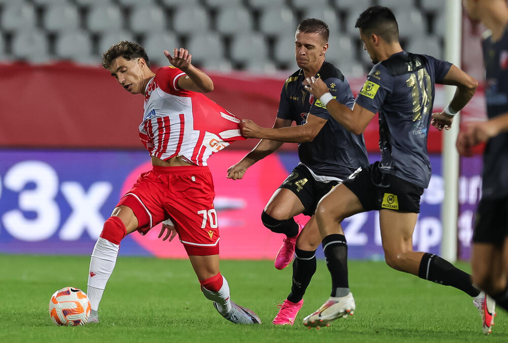 Uroš Kabić na utakmici Crvene zvezde i Vojvodine