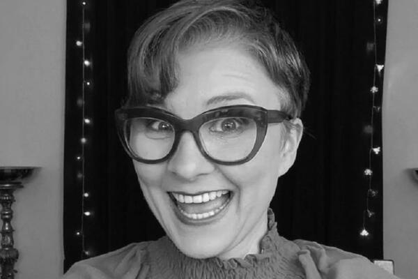 VELIKA TUGA! PREMINULA ČUVENA GLUMICA: Imala je samo 53 godine...