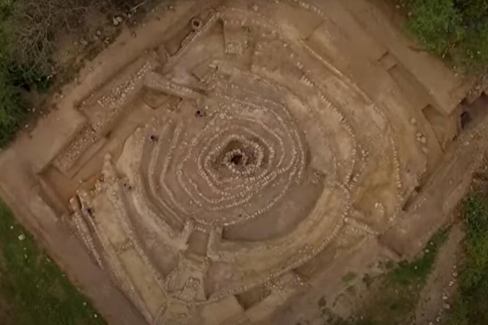 IZUZETNO OTKRIĆE U HRAMU STAROM PET MILENIJUMA: Pronađeno 12 LOBANJA koje mogu da ukažu samo na JEDNO (VIDEO)