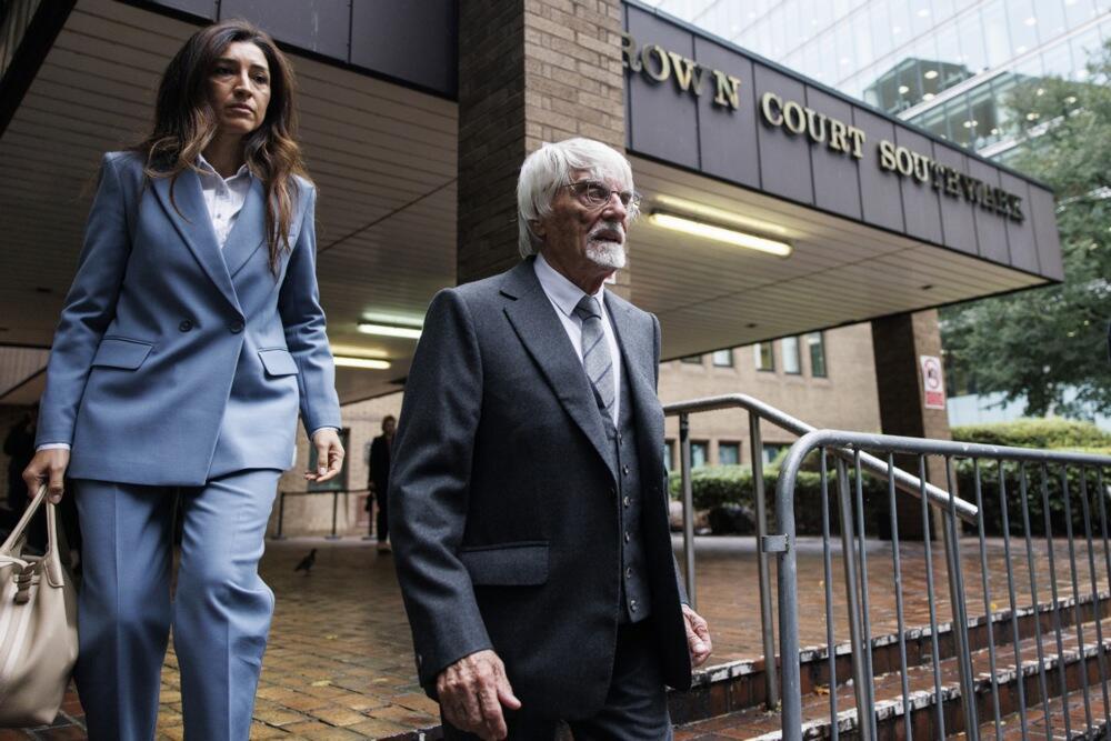 Kristin Montgomeri i Berni Eklston posle suđenja