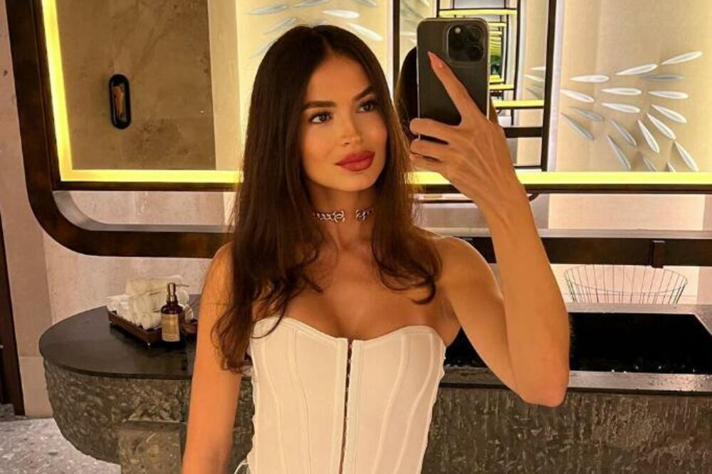 BIVŠI TRENER PARTIZANA SE POMIRIO SA PRELEPOM ANASTASIJOM: Tri decenije je stariji od nje, ali godine nisu problem!