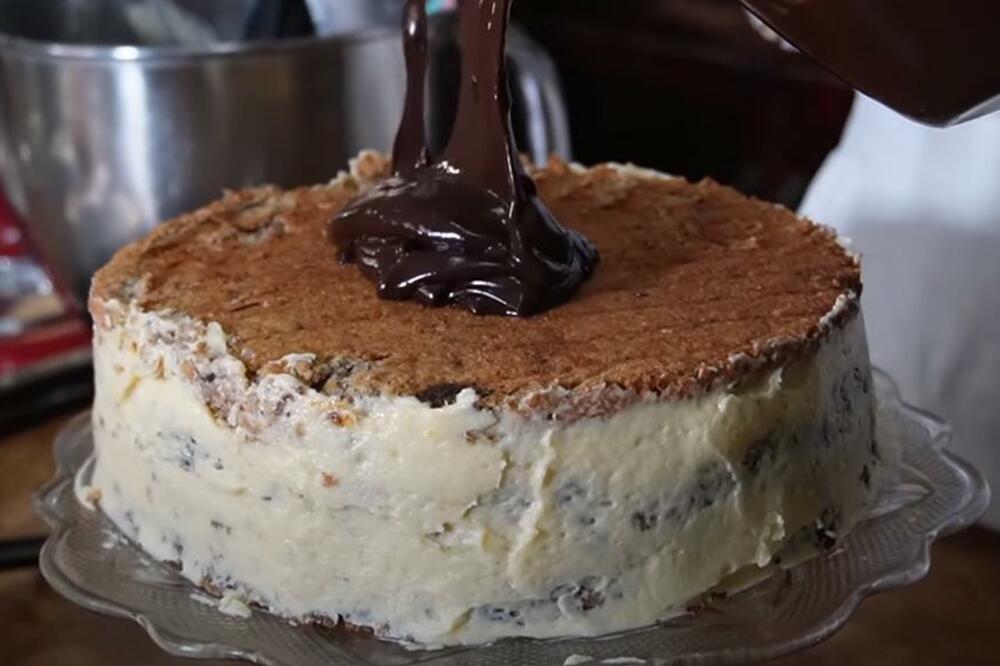 OVAKVA ŠUBERTOVA TORTA BRIŠE SVE POSTOJEĆE SA GLAVNOG MENIJA: Gosti PADAJU U TRANS kad probaju, reči su SUVIŠNE