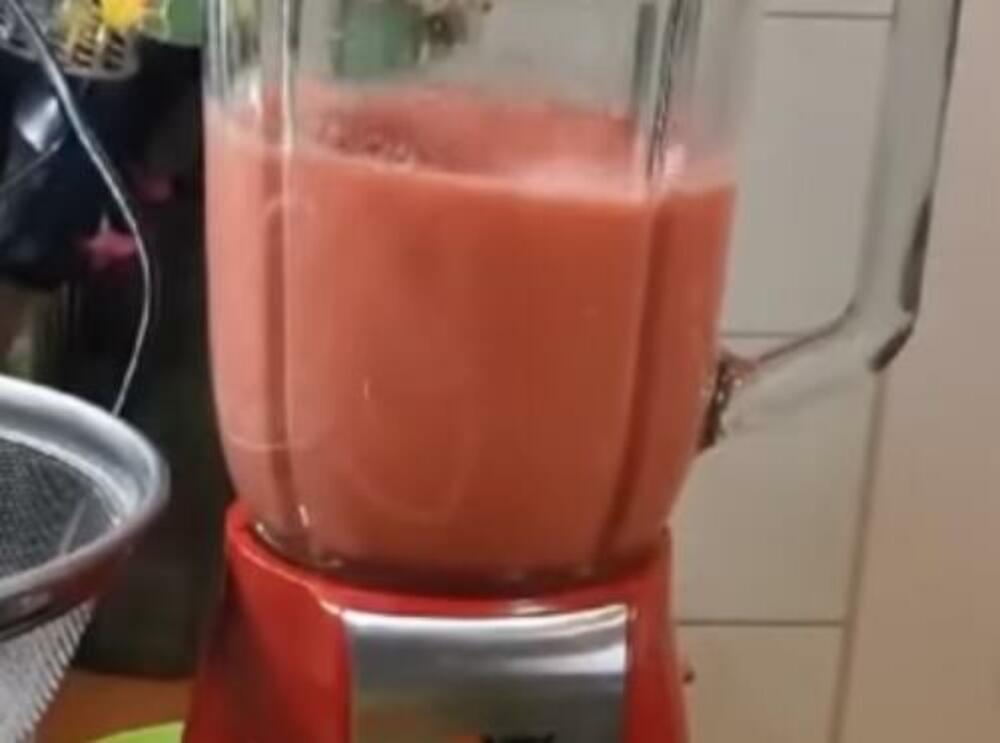 Izblendiran paradajz