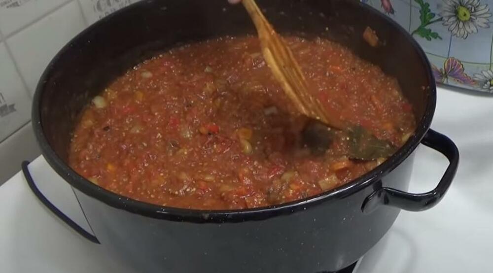 Lovačka salata u šerpi