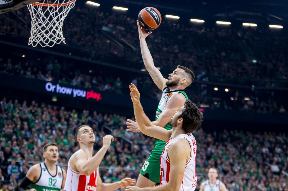 ŽALGIRIS LETEO IZNAD ZVEZDE! Tri od 10 poteza drugog kola Evrolige protiv crveno-belih (VIDEO)