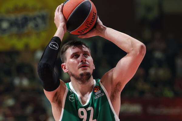 "KADA IGRATE PROTIV EKIPE KOJA IMA TEODOSIĆA..." Ulanovas nije zadovoljan (VIDEO)