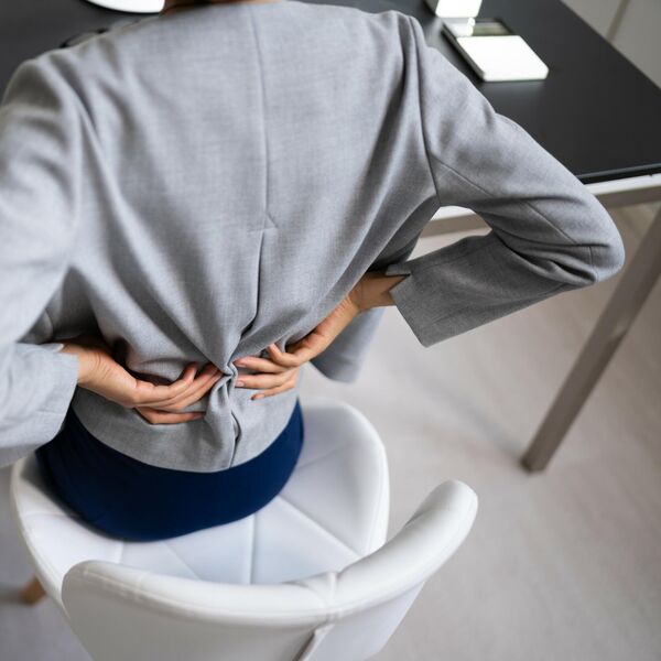 Čuveni ruski doktor Sergej otkriva: Za 5 sekundi možete ublažiti bol u kičmi i zglobovima, evo i kako