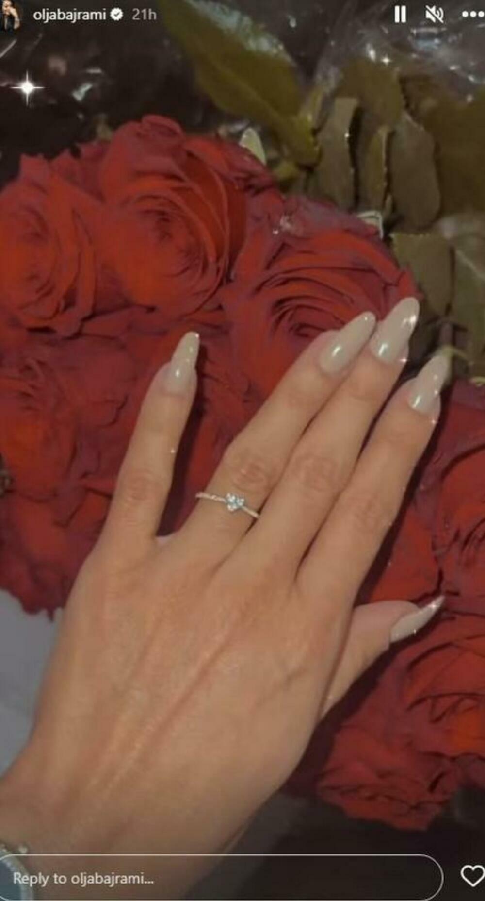 Partner je zaprosio u jednom restoranu u Minhenu, a na tanjiru je ispisano na engleskom jeziku 'Da li želiš da se udaš za mene