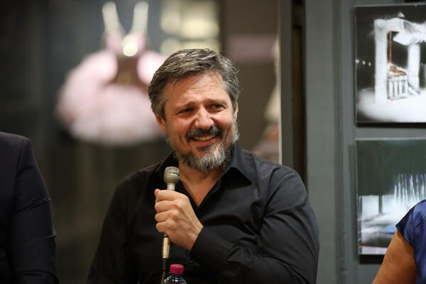 MALO KO ZNA DA JE OVA PRELEPA GLUMICA SUPRUGA NEBOJŠE DUGALIĆA: Žena vredna DIVLJENJA i POŠTOVANJA