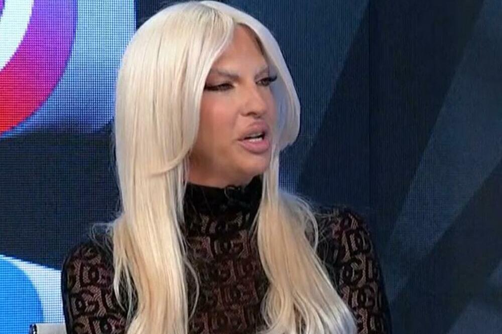 O GOSTOVANJU JK NA PINKU SVI BRUJE, A ONDA JE SPOMENULA TOŠIĆA: Gledaoci ZANEMELI čekajući da OTKRIJE ISTINU