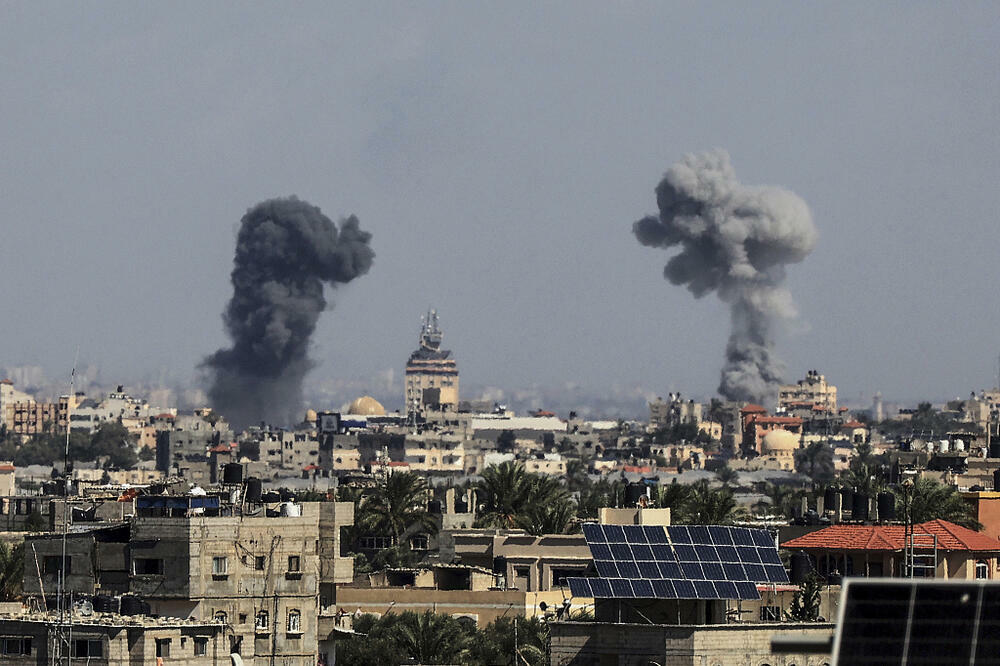 Vang Ji razgovara sa iranskim ministrom spoljnih poslova o krizi u Gazi