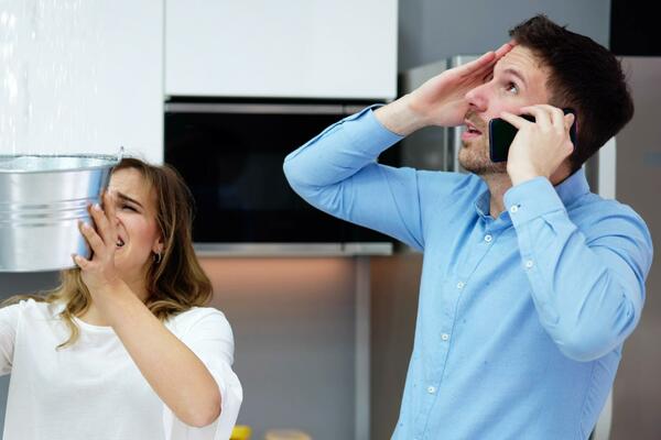 SPREČITE CURENJE VODE I VELIKU ŠTETU: Ne zovite majstora, treba vam samo OVO!