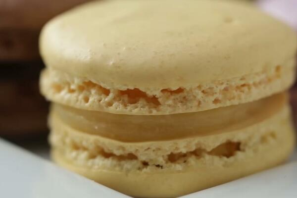 OVAJ FRANCUSKI SLATKIŠ JE KREM DE LA KREM KOLAČA, A SAD JE IZAŠAO ORIGINALNI RECEPT: Bolji nećete naći