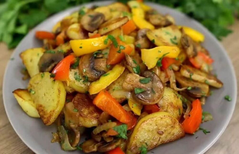 Gotovo jelo - krompir sa povrćem