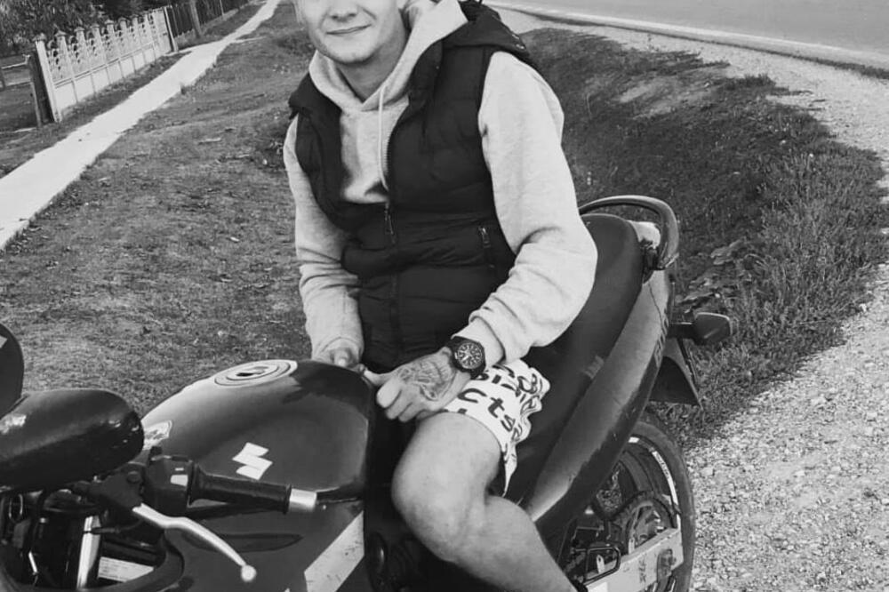 PRE SAMO 20 DANA PROSLAVIO ROĐENDAN, A SADA...Poznato vreme SAHRANE poginulog Igora, cela Srbija zavijena u CRNO!