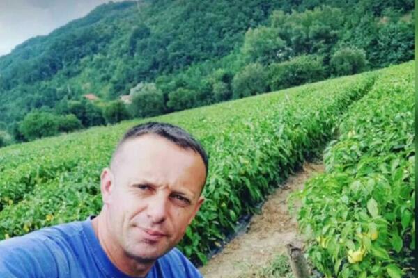 SRPSKOG KRALJA PAPRIKA OSTAVILA VERENICA: Njegoš čestitao 8. mart damama i poželeo im SEBE (FOTO)