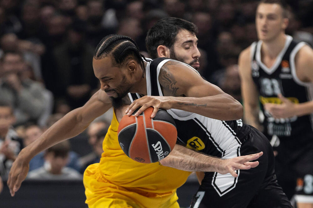 BOMBA JE TEMPIRANA! Potpisuje NBA superstar?