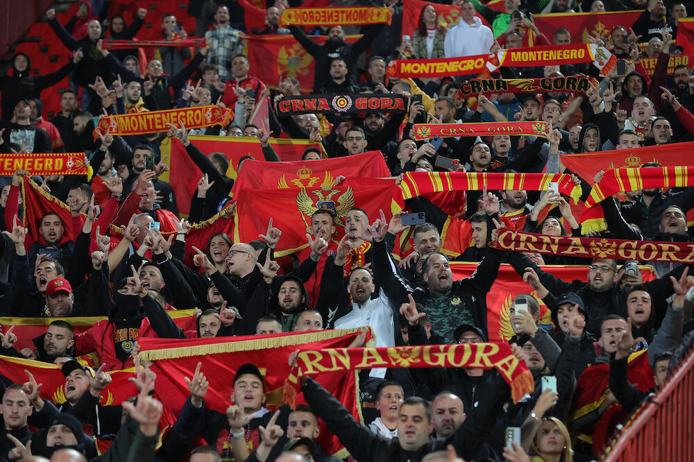 SKANDAL NA MEČU SRBIJA - CRNA GORA! Navijači u centru pažnje, letele stolice! (VIDEO)