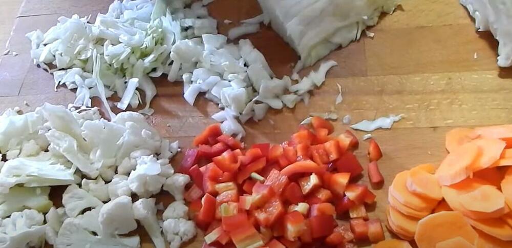 Iseckano povrće za carsku turšiju