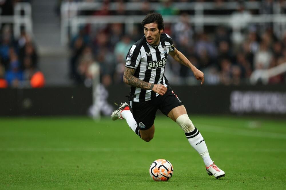 ITALIJANA ČEKA OGROMNA PAUZA ZBOG KOCKE: Na terenu najranije 2025. godine!