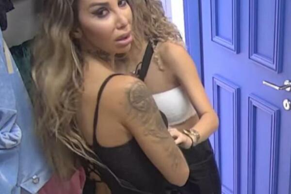 "ISTA JE KAO ANA ĆURČIĆ" Gledaoci BESNI na Aneli, zbog OVOG POTEZA osuđena na STUB SRAMA (FOTO)