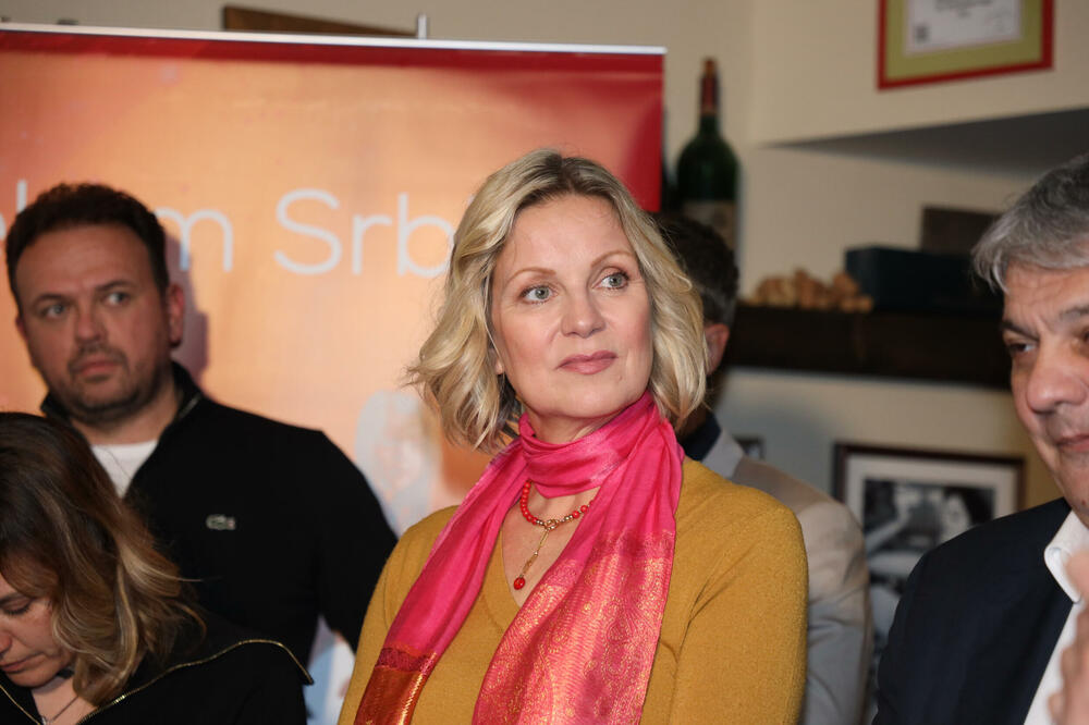 NAKON ŠTO JE DOŽIVELA POVREDU, OGLASILA SE DOMAĆA GLUMICA: Evo kako teče OPORAVAK i koliko će trajati