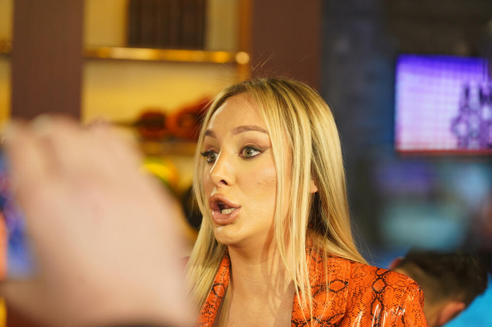 POLICIJA U DOMU LUNE ĐOGANI I MARKA MILJKOVIĆA: Bukti haos u njihovoj zgradi, OVO SU DETALJI