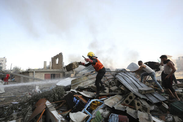 HOROR U GAZI: Pod vatrom BOLNICA u kojoj je 12.000 civila našlo SPAS od BOMBARDOVANJA?