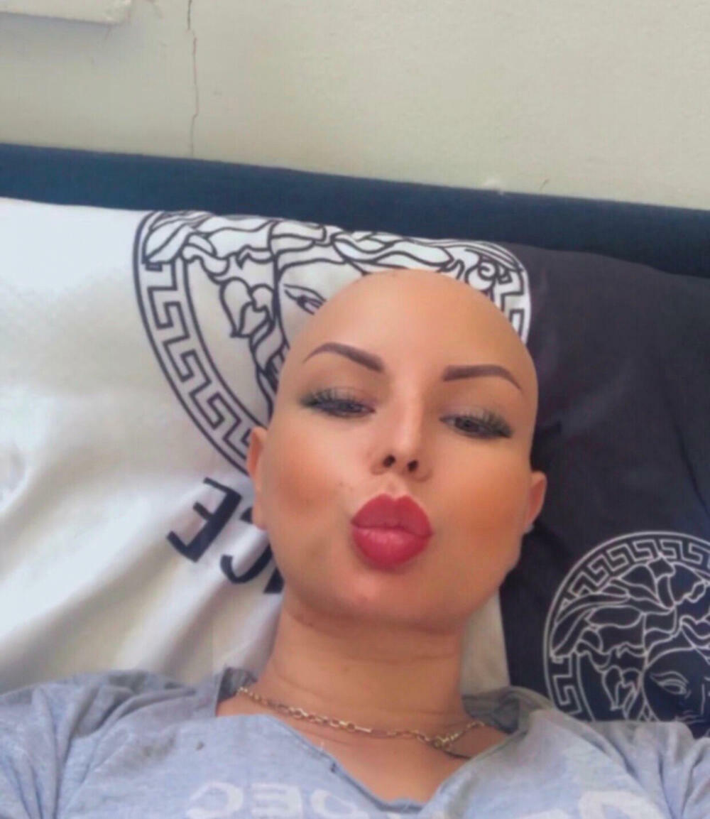 Pevačica Harijeta Simić se još bori sa najzloćudnijom bolesti